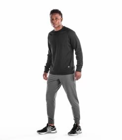Medalist Pullover -Fitness Equipment Store Medalist crew sweatshirt blk 3