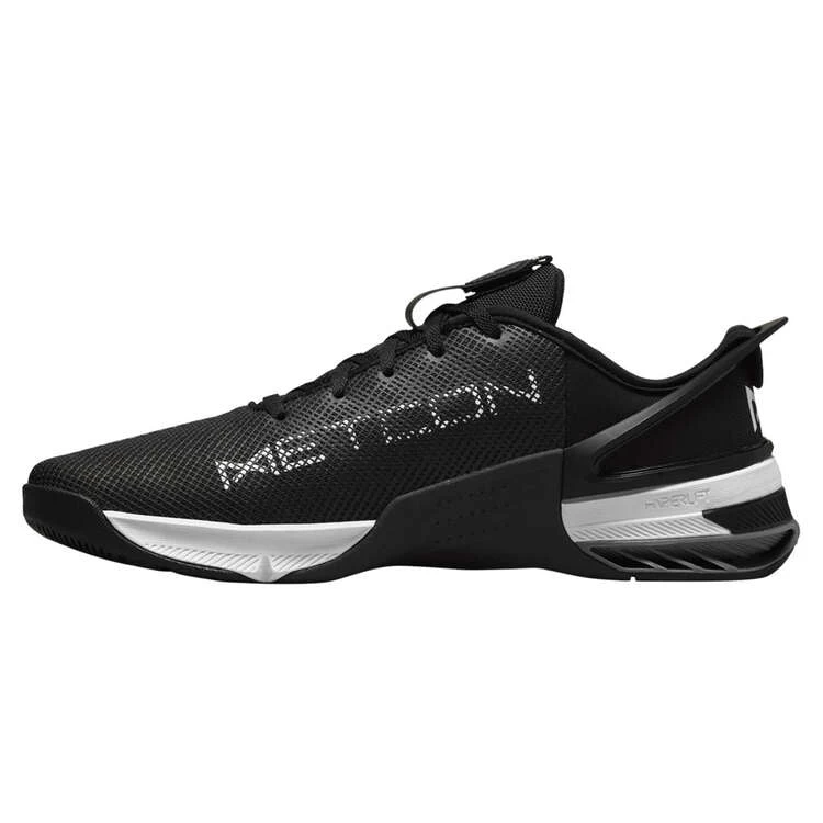 Nike Metcon 8 FlyEase Mens Training Shoes - Black/Dark Smoke Grey/White 4 Nike Metcon 8 FlyEase Mens Training Shoes - Black/Dark Smoke Grey/White - Image 2