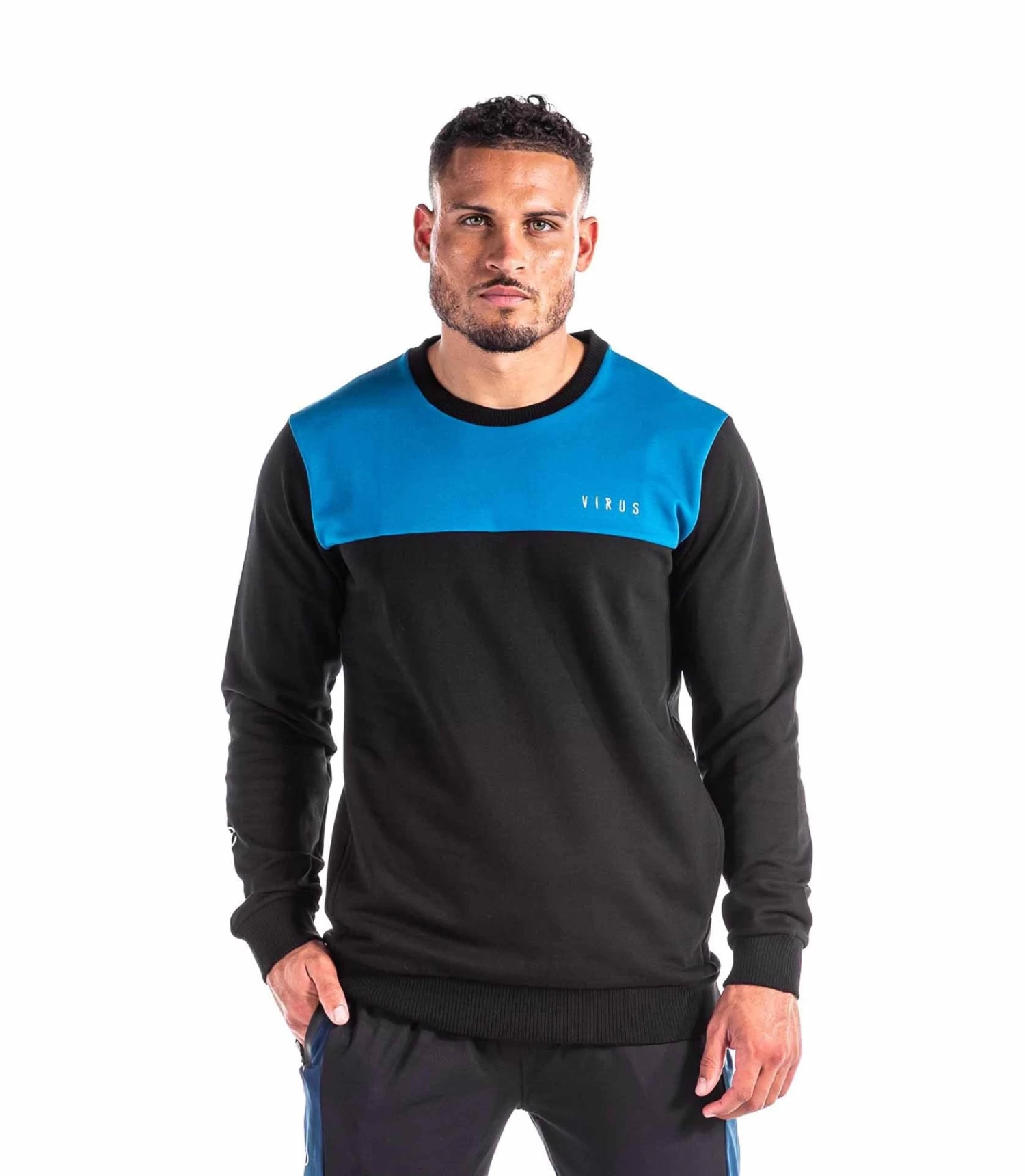 Quartz Pullover 3 Quartz Pullover